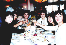 ���H����